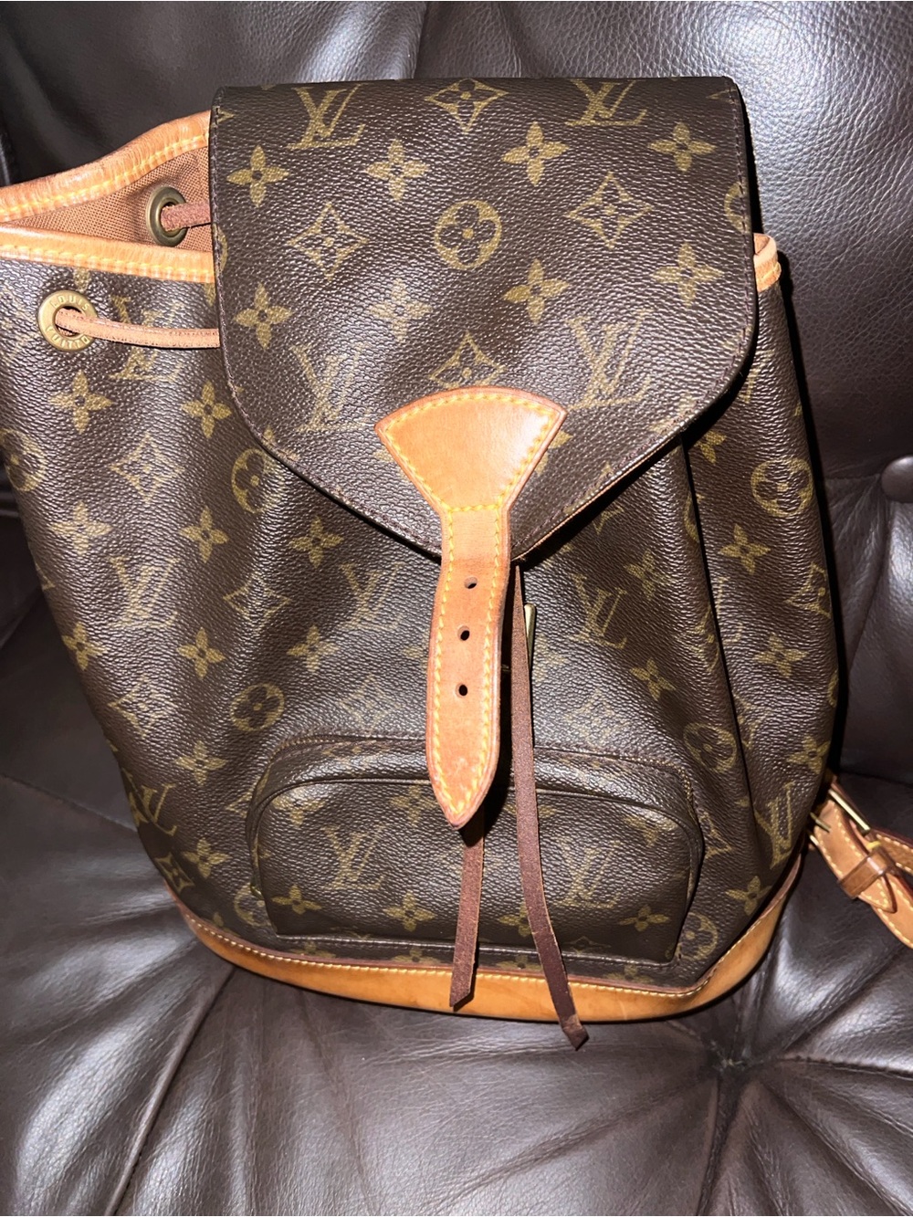 Louis Vuitton Monogram Montsouris backpack Bag - Brown with Tan Trim - Picture 3 of 6